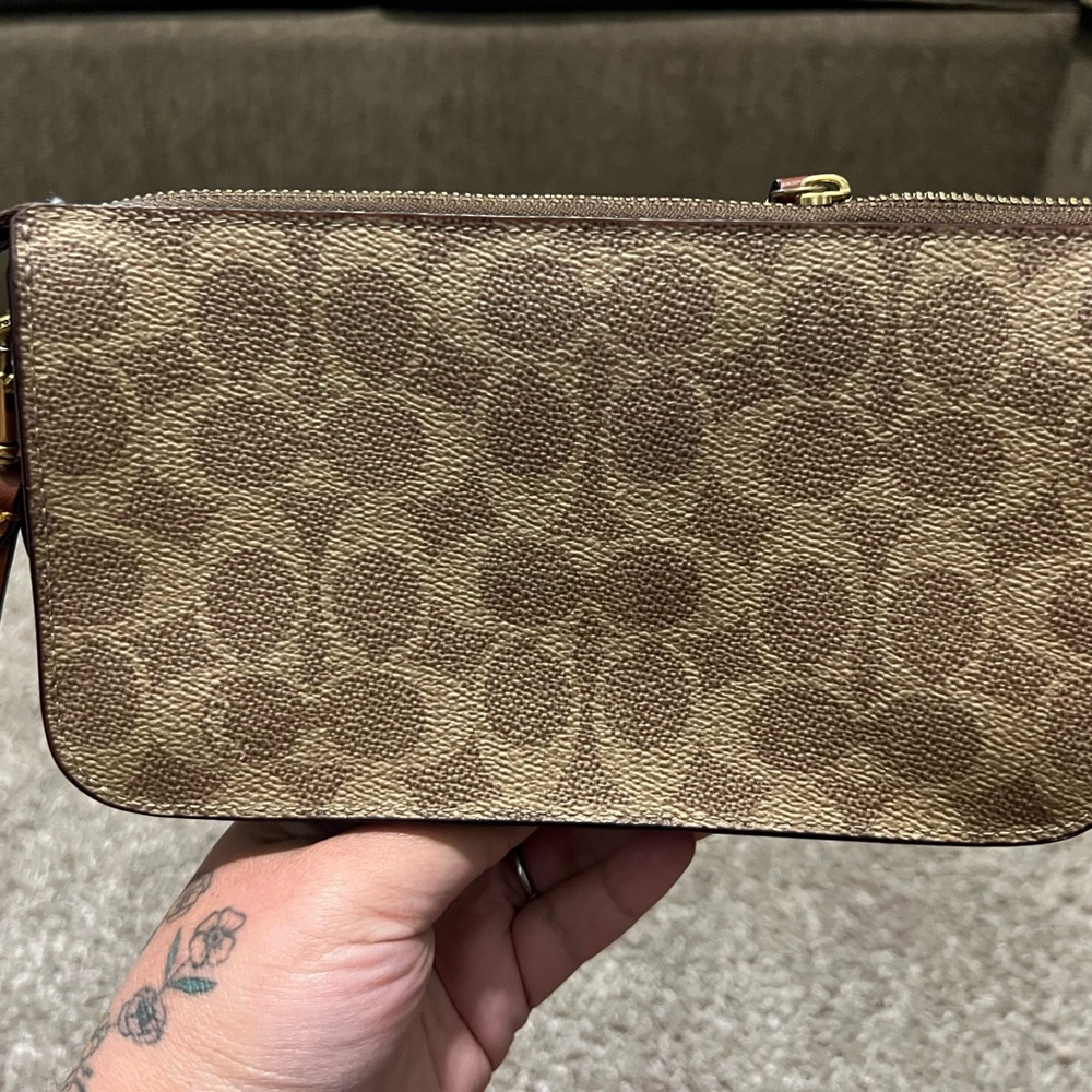 Coach Brown and Tan Signature Crossbody with Wallet - Picture 6 of 10